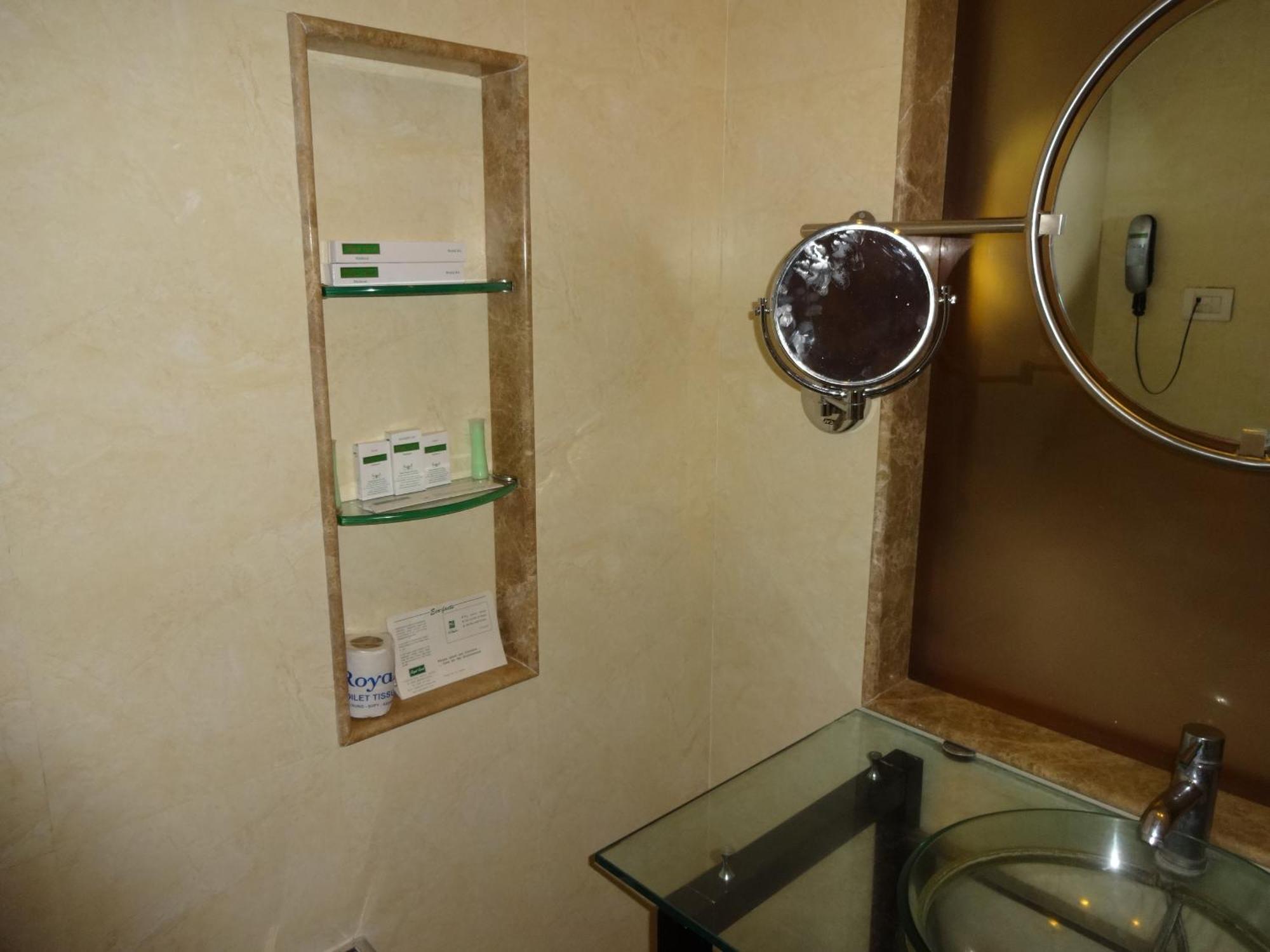 Royal Court Hotel Мадурай Стая снимка