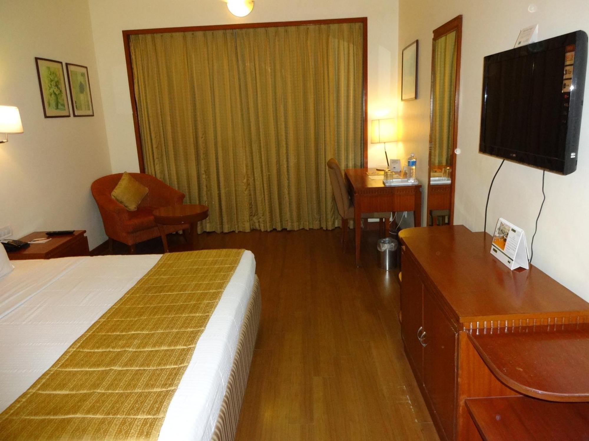 Royal Court Hotel Мадурай Стая снимка