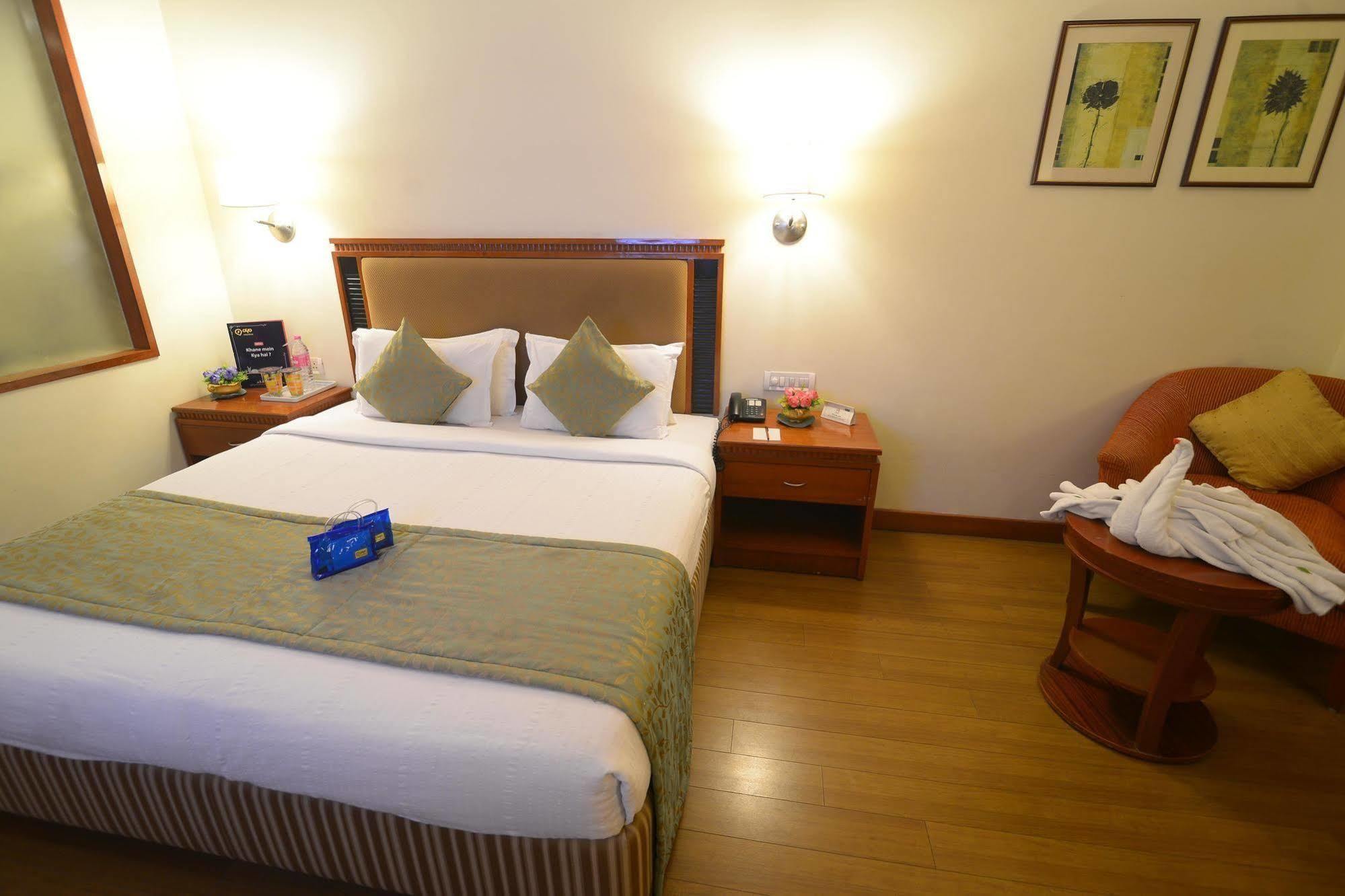 Royal Court Hotel Мадурай Екстериор снимка